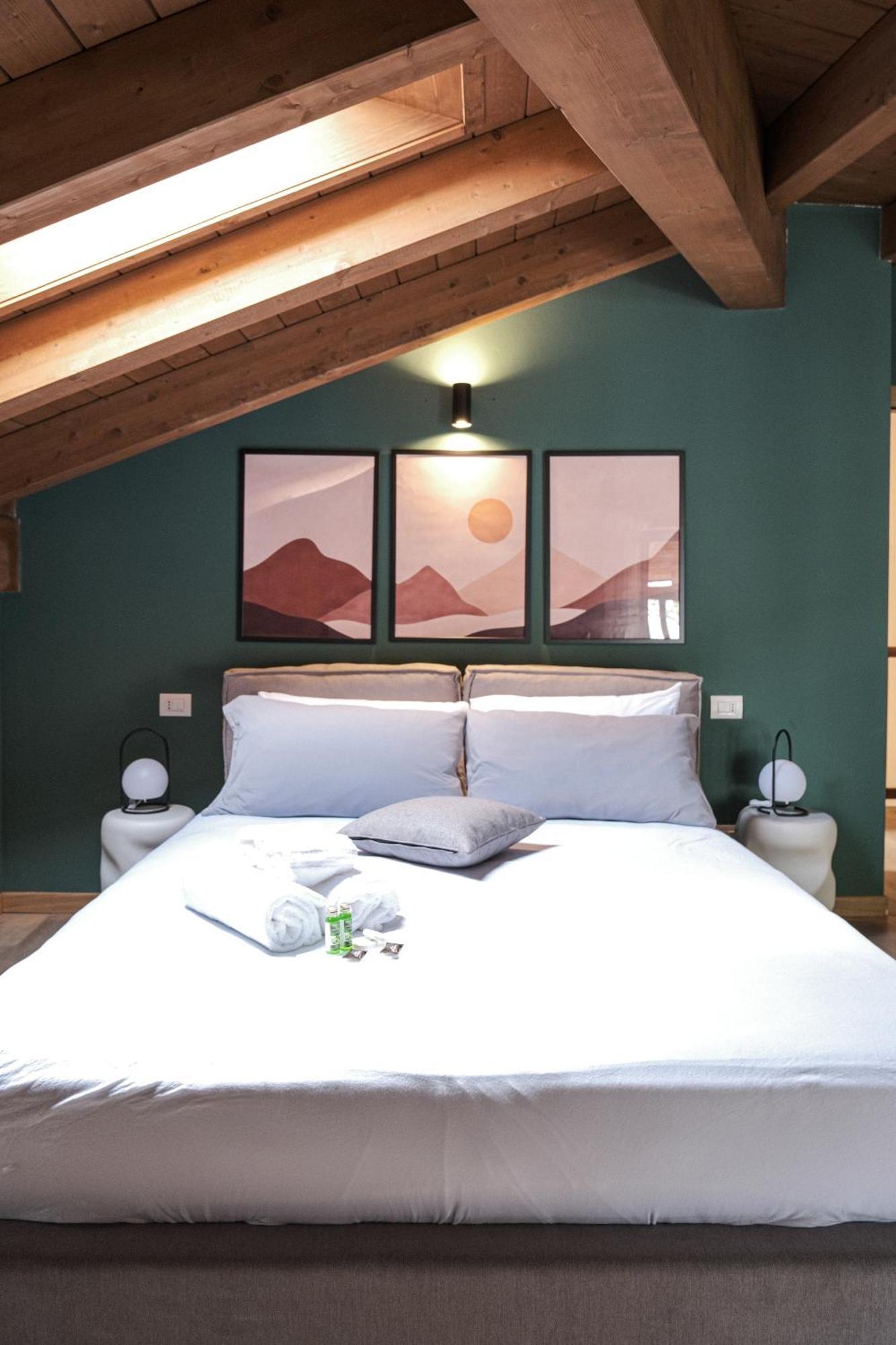 Ferienwohnung Charmescape Oldtown - 6 Min Walk To Berninaexpress Tirano Exterior foto